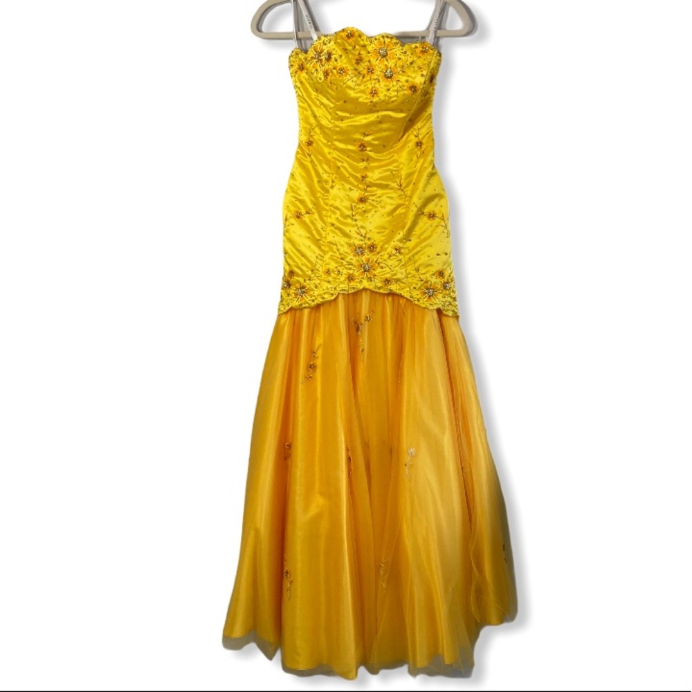 Sold! Terani Couture Yellow Beaded Gown Dress Size 0
